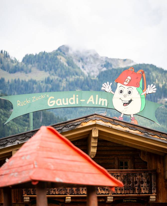 Rucki Zucki’s Gaudi-Alm: The Play Paradise - Familienhotel Oberkarteis