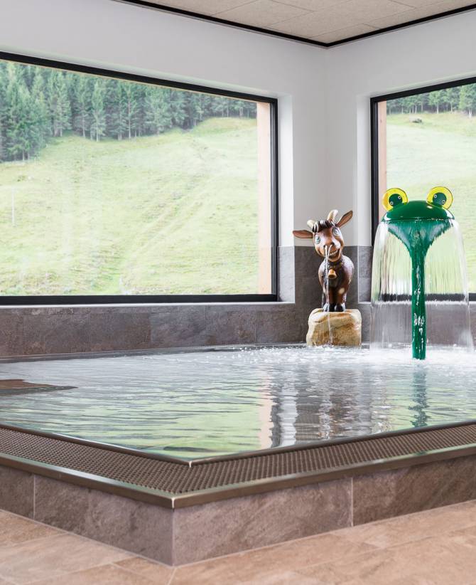 Water Fun for Babies: Indoor Children’s Pool - Familienhotel Oberkarteis