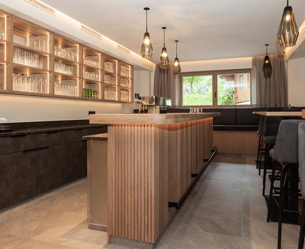 Hotelbar mit moderner Einrichtung