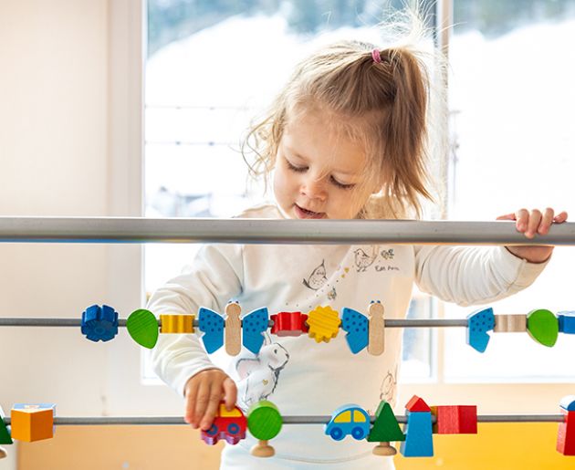 Kinderspielen in der Kinderbetreuung