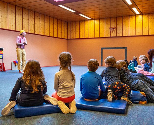 Kinderspielen in der Kinderbetreuung