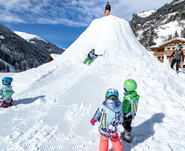 Kinderbetreuung im Winter