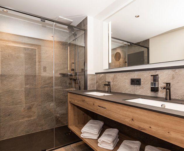 Badezimmer Zimmer Kreuzeck