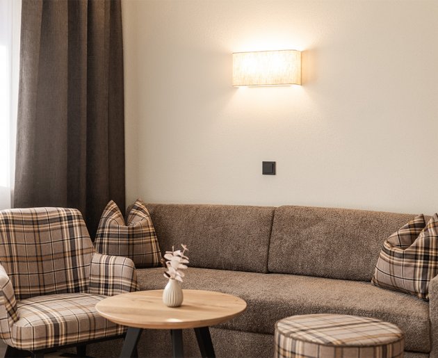 Sofa im Zimmer Weinschnabel